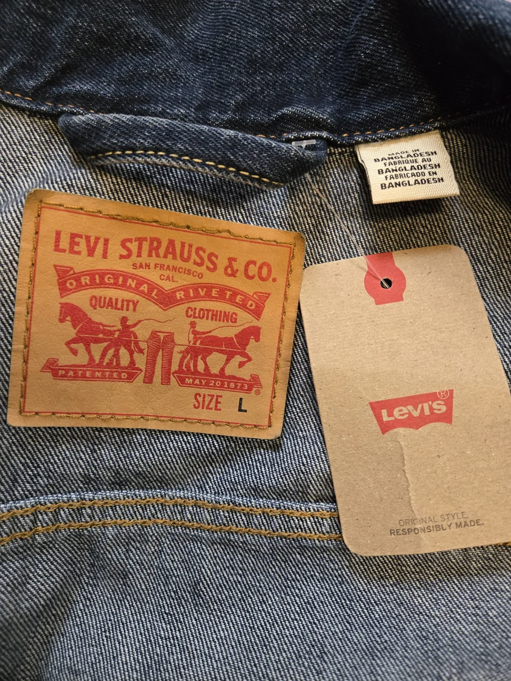 Levi's Men's Dark Blue Denim Jacket - Picture 7 of 7